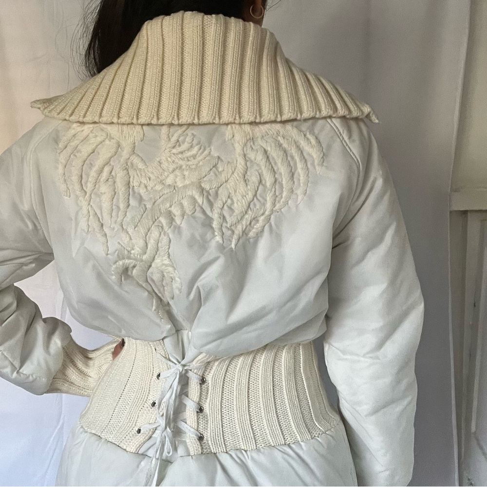 Chic White Knit-Collar puffer Jacket